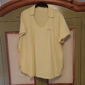 Lands' End Pale Yellow Short Sleeve Tee